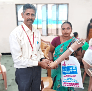 July 23 Walk India distribution for Kaleesuwari at Rayachoti 2